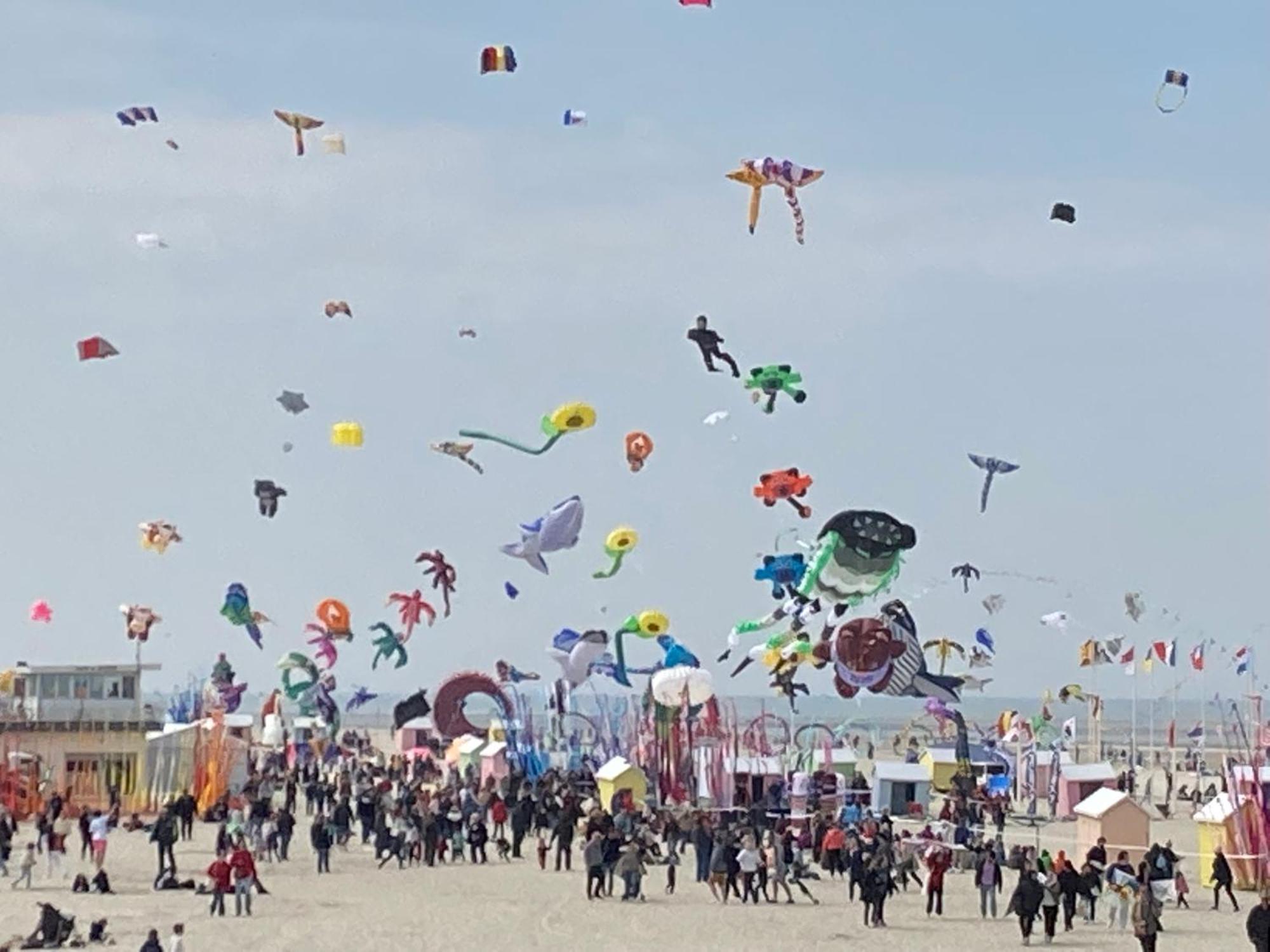 Gite Chti Picard Parking Prive Gratuit Et 100M De La Plage Berck Bagian luar foto